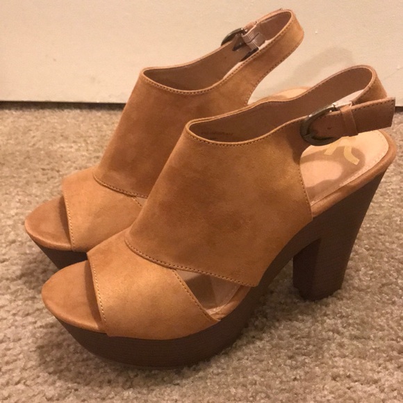 report shoes macys